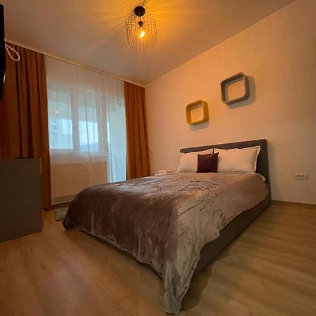 Luxury Q Residence Near Center 이아시 외부 사진