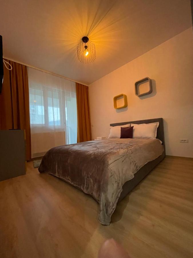Luxury Q Residence Near Center 이아시 외부 사진
